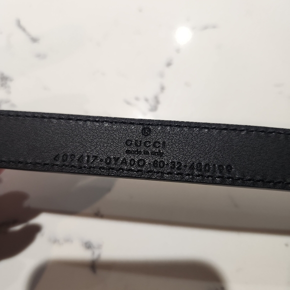 Gucci Leather Belt with Double G Buckle - Picture 7 of 11